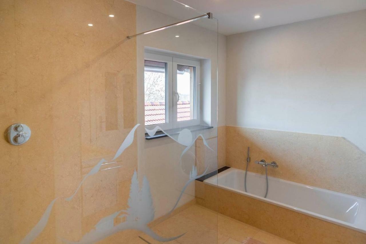 Roger'S Ferienwohnung ดีสเซิน อัม อัมเมอร์เซ ภายนอก รูปภาพ